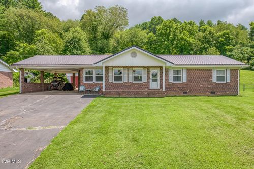 227 Dogwood Ave, Mountain City, TN, 37683-1553 | Card Image