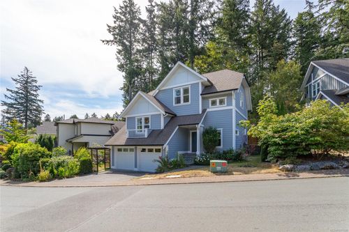 133 Gibraltar Bay Dr, Victoria, BC, V9B6M2 | Card Image