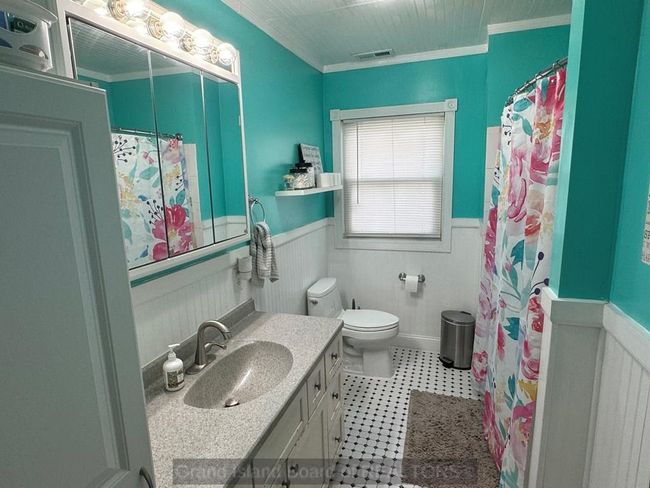 201 E Pine St, House other with 5 bedrooms, 2 bathrooms and 4 parking in Doniphan NE | Image 26