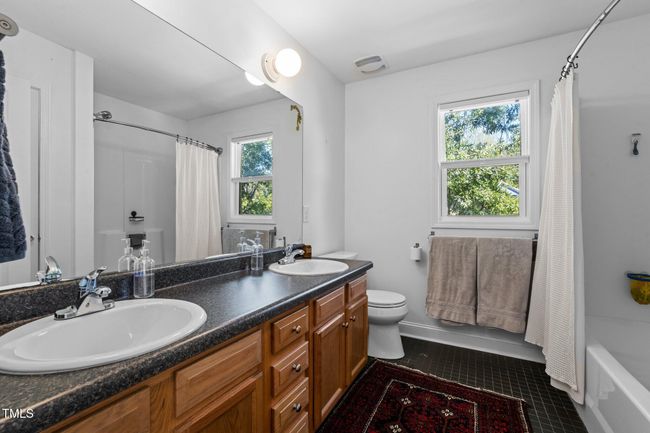 215 Haywood - 19 Interior | Image 19