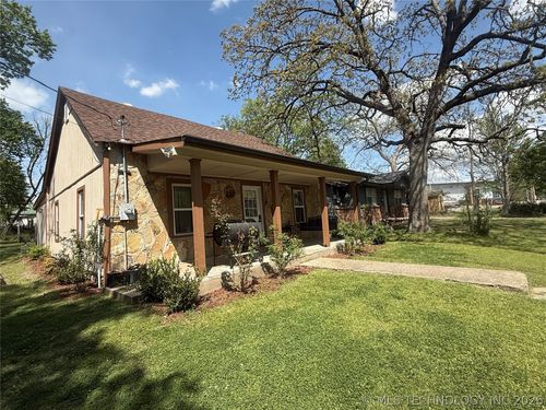 224 North St, Tahlequah, OK, 74464-6913 | Card Image