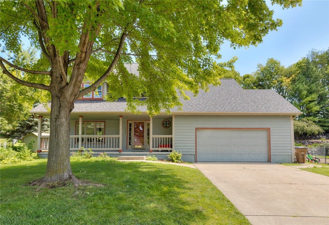 Orchard Ct, Pleasant Hill, IA 50327