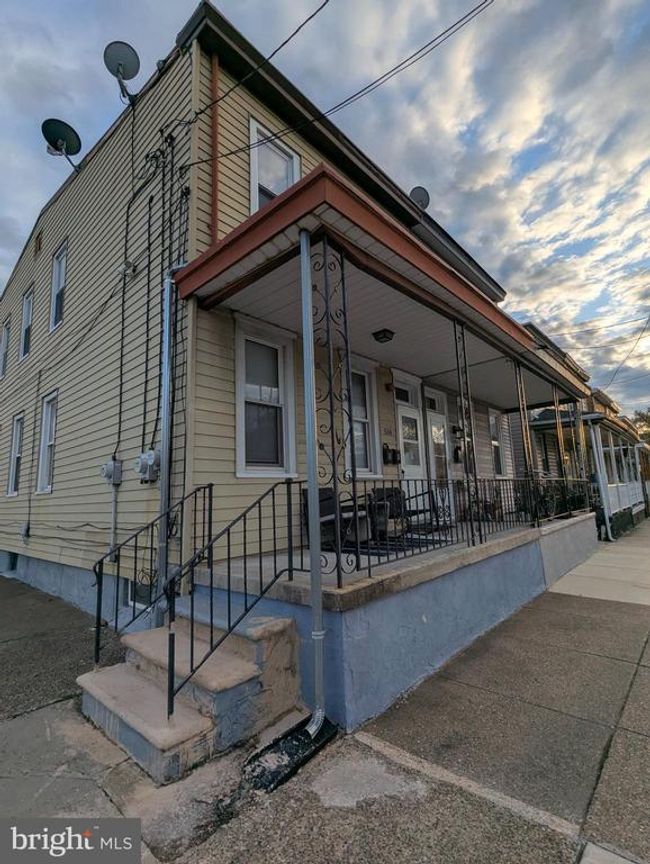 514 Middlesex St, Home with 3 bedrooms, 2 bathrooms and null parking in GLOUCESTER CITY NJ | Image 4