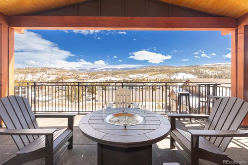 135 Whistlestop Cir, Winter Park, CO, 80482-5216 | Card Image