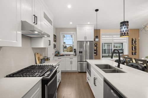 11-19501 74 Ave, Surrey, BC, V4N6V7 | Card Image