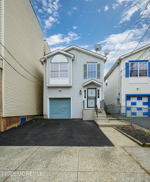 1-114 Watson Ave, Newark, NJ, 07112-2639 | Card Image