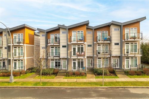 106-308 Hillcrest Ave, Nanaimo, BC, V9R6G6 | Card Image