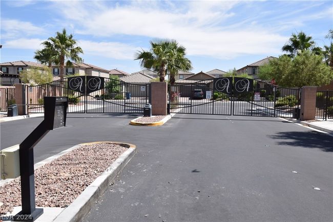 8761 Rio Andir Ave, House other with 4 bedrooms, 3 bathrooms and null parking in Las Vegas NV | Image 32