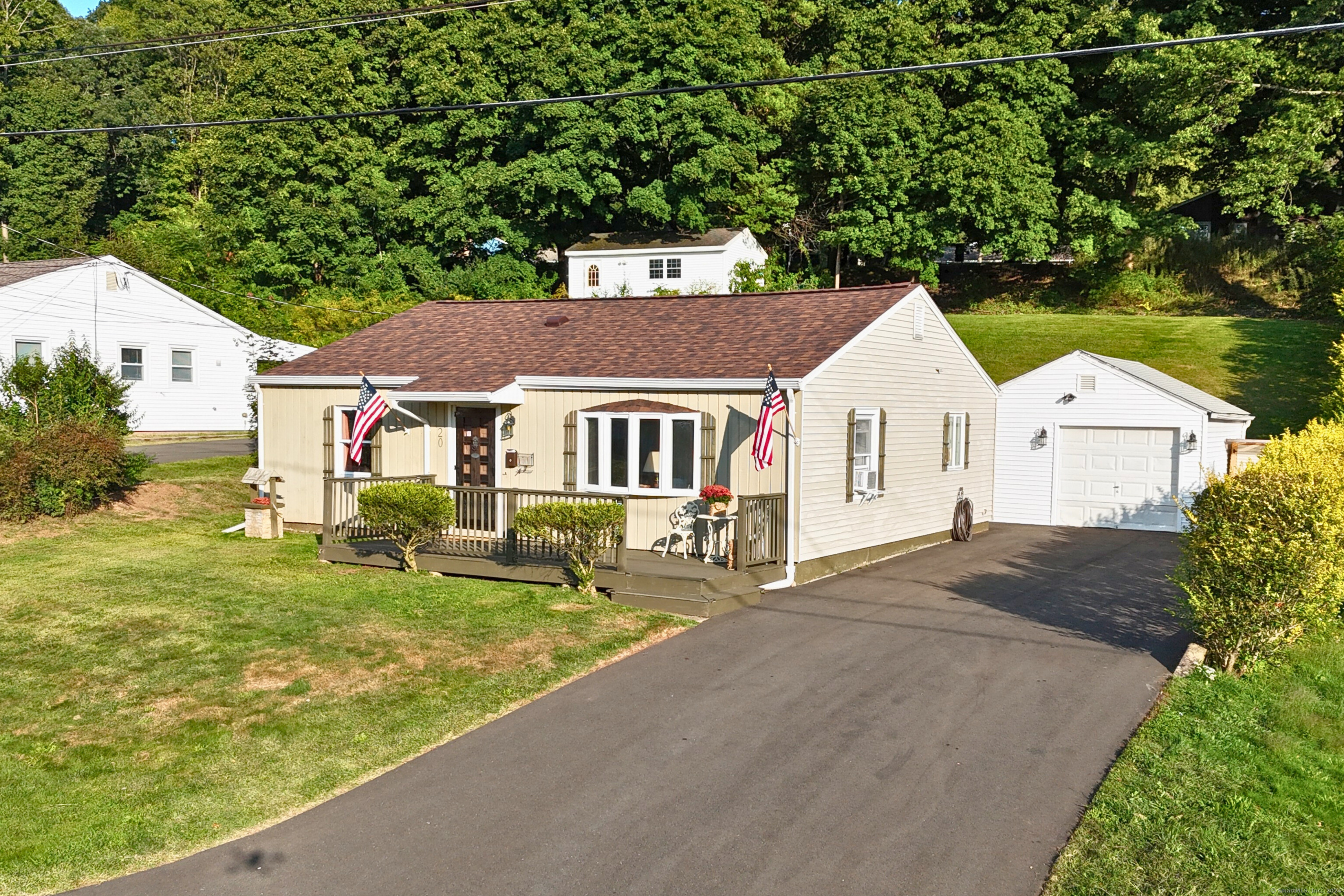 20 Norman Avenue, For Sale in Wallingford Zoocasa