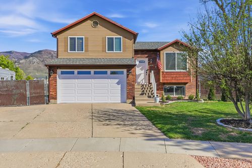 2470 450, Harrisville, UT, 84414-7208 | Card Image