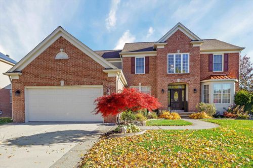 559 Bedlington Dr, Rochester Hills, MI, 48307-3577 | Card Image