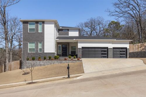 2352 N Windswept Ln, Fayetteville, AR, 72703-2330 | Card Image