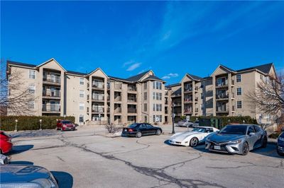 315 - 1451 Walkers Line, Home with 2 bedrooms, 2 bathrooms and 1 parking in Burlington ON | Image 1