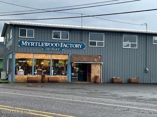 903 Garibaldi Ave, Garibaldi, OR, 97118-1905 | Card Image