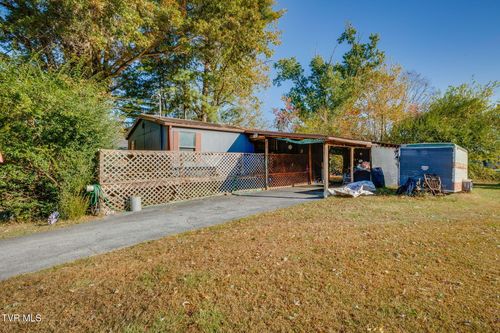 123 Starlight Dr, Elizabethton, TN, 37643-6134 | Card Image