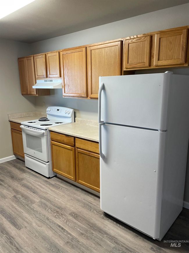 255 Elm St N, Home with 4 bedrooms, 2 bathrooms and 4 parking in Vale OR | Image 4