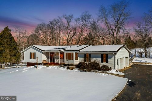 8564 Opal Rd, WARRENTON, VA, 20186-8637 | Card Image