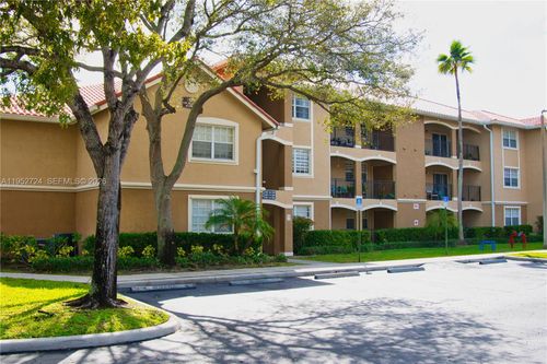14304-215 Sw 117th Ter, Pembroke Pines, FL, 33025-4900 | Card Image