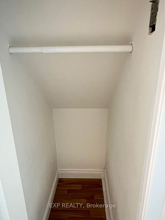 187 Nash Rd N, House other with 1 bedrooms, 1 bathrooms and 2 parking in Hamilton ON | Image 12