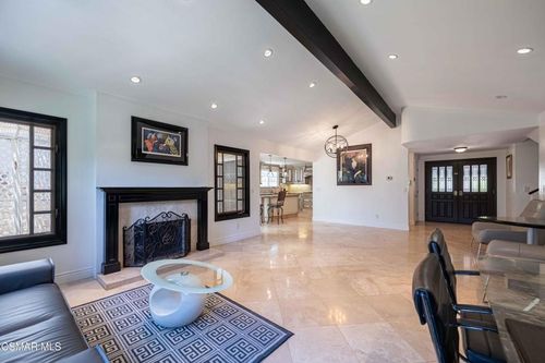 5533 Modena Pl, Agoura Hills, CA, 91301-1912 | Card Image