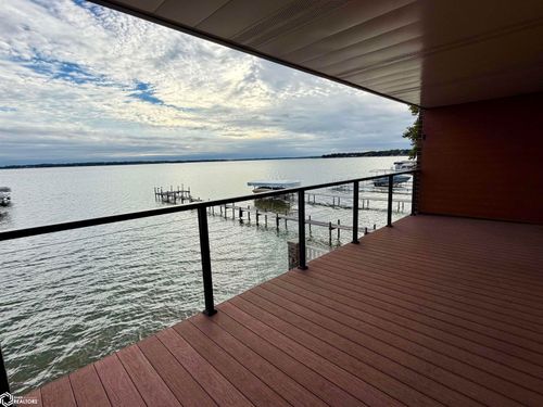 204-481 N Shore #204 Drive, Clear Lake, IA, 50428 | Card Image