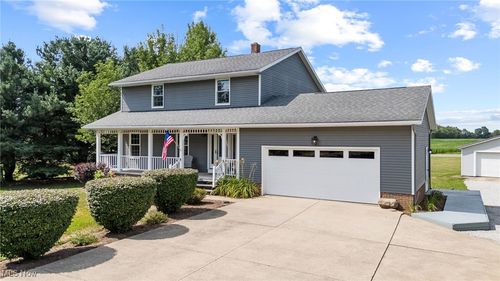6416 Fernlane Cir Ne, Hartville, OH, 44632-9309 | Card Image