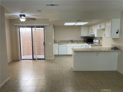 6-1739 W Avenue J15, Lancaster, CA, 93534-4675 | Card Image