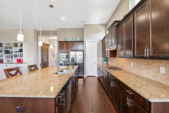 6007 Quartz Lake Way, House other with 4 bedrooms, 4 bathrooms and null parking in LITHIA FL | Image 8