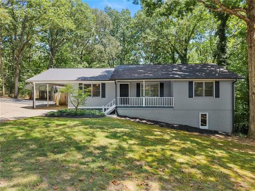 3651 Greencrest Rd, Gainesville, GA, 30506-2030 | Card Image
