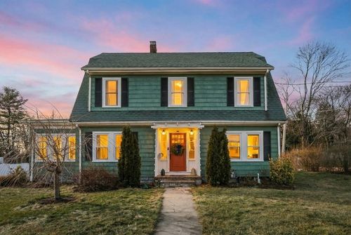 278 N Franklin St, Holbrook, MA, 02343-1116 | Card Image