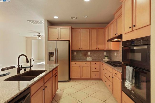 2961 Clear Point Way, House other with 2 bedrooms, 2 bathrooms and 2 parking in Manteca CA | Image 11