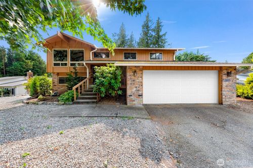 5925 Longdin Rd, Ferndale, WA, 98248-9417 | Card Image