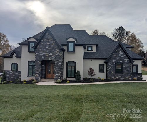 110 Hunts Landing Dr, Mooresville, NC, 28117-9597 | Card Image