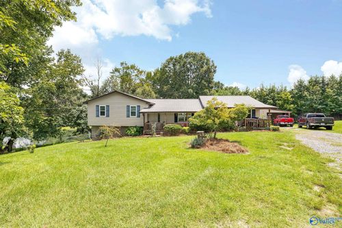 6826 Bluff Road, Boaz, AL, 35956 | Card Image