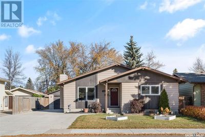 3723 Taylor St E, House other with 5 bedrooms, 3 bathrooms and null parking in Saskatoon SK | Image 1