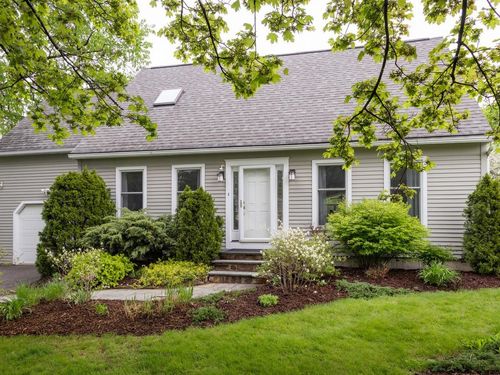 113 Maplewood Drive, Shelburne, VT, 05482 | Card Image
