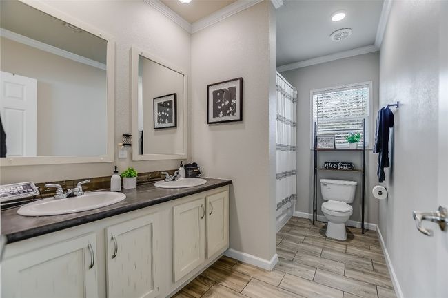 604 County Road 136 A, House other with 4 bedrooms, 2 bathrooms and 2 parking in Kingsland TX | Image 15
