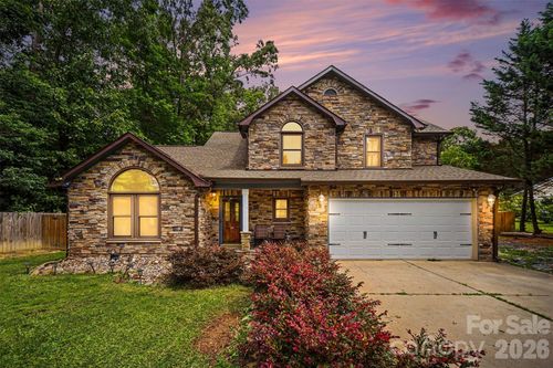 3017 Mill Stream Ct, Matthews, NC, 28104-3346 | Card Image