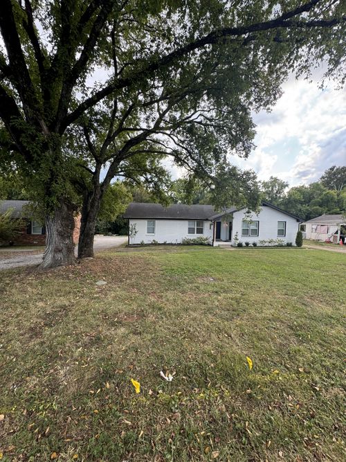 1408 Bradyville Pike, Murfreesboro, TN, 37130-5700 | Card Image