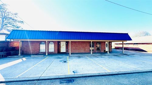 811 N Travis St, Liberty, TX, 77575-3531 | Card Image