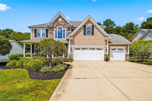 12335 Summerwood Drive, Concord Twp, OH, 44077 | Card Image