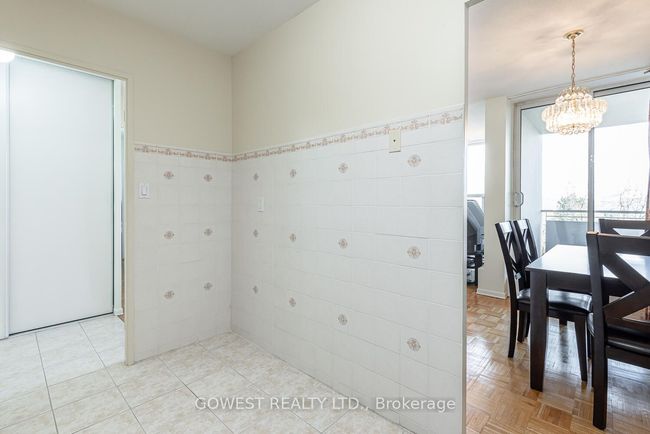 615 - 60 Pavane Linkway, Condo with 2 bedrooms, 1 bathrooms and 1 parking in North York ON | Image 21