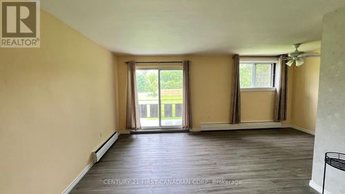 207-1830 Dumont St, London, ON, N5W2S1 | Card Image