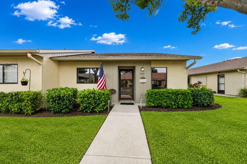 2707 60th Avenue Terrace W, BRADENTON, FL, 34207 | Card Image