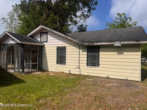 3829 Victor St, Pascagoula, MS, 39567-3432 | Card Image