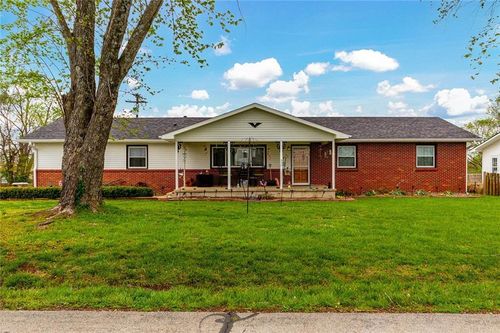 927 Pinnacle St, Warsaw, MO, 65355-3205 | Card Image