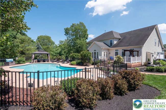 2307 Blackledge Dr, House other with 4 bedrooms, 5 bathrooms and null parking in Quakertown PA | Image 58