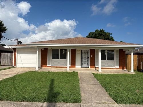 4958 Friar Tuck Dr, New Orleans, LA, 70128-3005 | Card Image