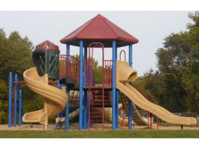 Lots of things for kids to do! Great activities. | Image 4
