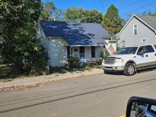 213 N Oakland Ave, Washington Court House, OH, 43160-1233 | Card Image